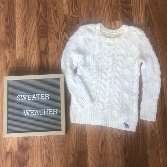 FREE SHIP: Abercrombie & Fitch Cable Knit Sweater - Picture 1 of 2